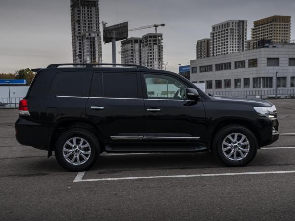 Toyota Land Cruiser 200 Series Рестайлинг 2 с пробегом 2019 года, цена 8 387 000 рублей, 31050 км, внедорожник, Автокод Объявления
