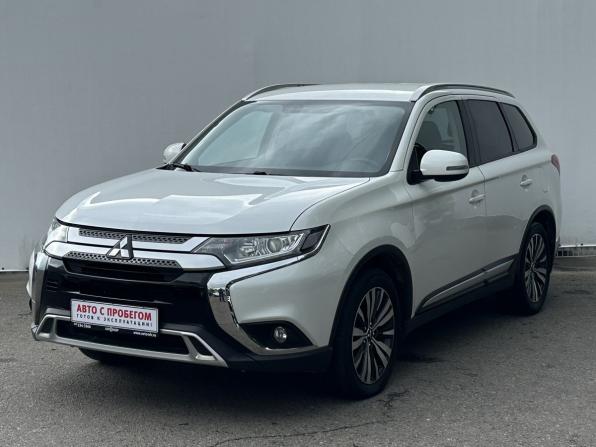 Mitsubishi Outlander III Рестайлинг 3 с пробегом 2020 года, цена 1 730 000 рублей, 147500 км, внедорожник, Автокод Объявления