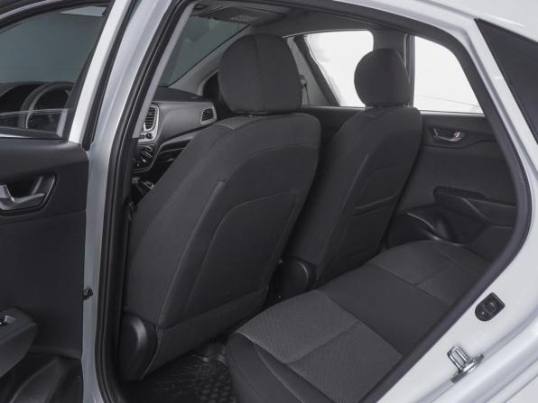 Hyundai Solaris II Рестайлинг с пробегом 2021 года, цена 1 735 000 рублей, 63979 км, седан, Автокод Объявления