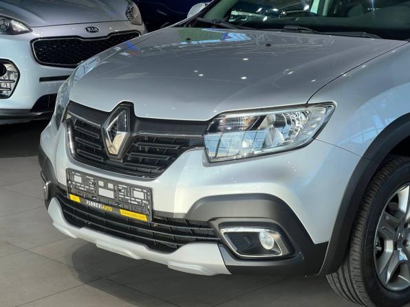 Renault Logan II Рестайлинг с пробегом 2020 года, цена 1 310 000 рублей, 55300 км, седан, Автокод Объявления
