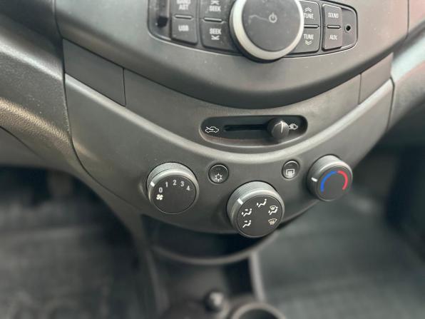 Chevrolet Spark III с пробегом 2012 года, цена 500 000 рублей, 136390 км, хэтчбек, Автокод Объявления