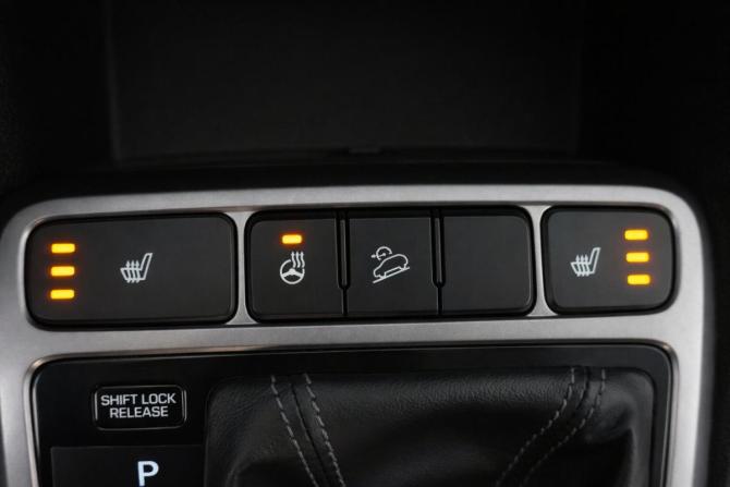 Hyundai Creta I Рестайлинг с пробегом 2020 года, цена 1 760 000 рублей, 185662 км, внедорожник, Автокод Объявления