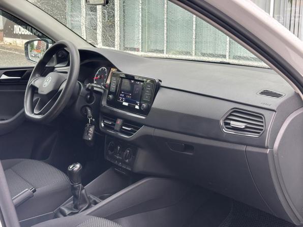 Volkswagen Polo VI с пробегом 2020 года, цена 1 090 000 рублей, 122000 км, лифтбек, Автокод Объявления