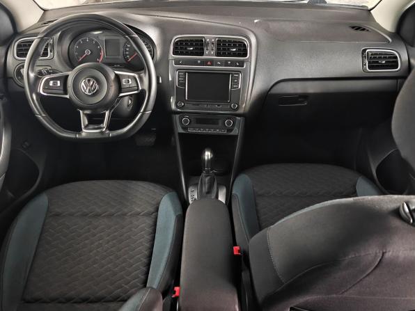 Volkswagen Polo V Рестайлинг с пробегом 2019 года, цена 1 297 000 рублей, 74465 км, седан, Автокод Объявления