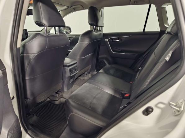Toyota RAV4 V (XA50) с пробегом 2021 года, цена 2 999 000 рублей, 107000 км, внедорожник, Автокод Объявления