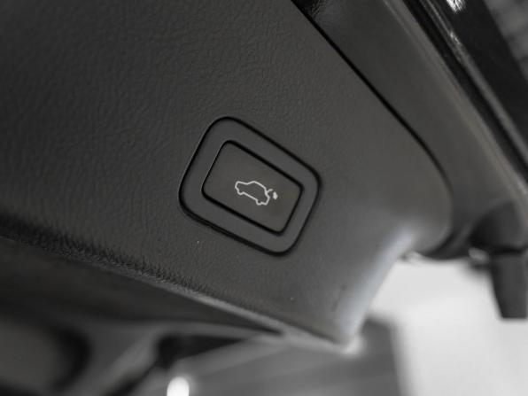 Land Rover Range Rover Sport I Рестайлинг с пробегом 2012 года, цена 1 440 000 рублей, 338408 км, внедорожник, Автокод Объявления