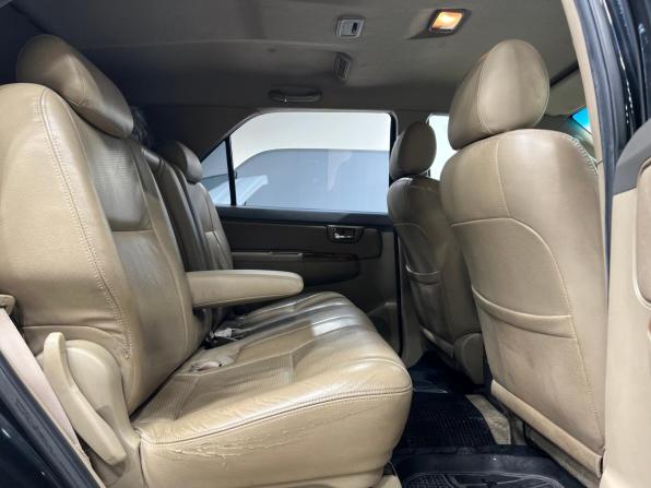 Toyota Fortuner I Рестайлинг 2 с пробегом 2013 года, цена 2 735 000 рублей, 182668 км, внедорожник, Автокод Объявления
