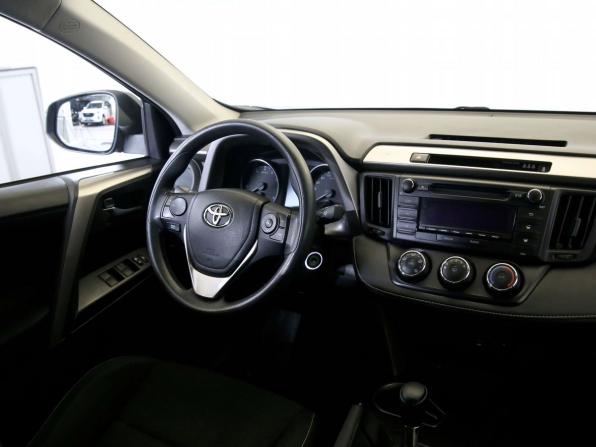 Toyota RAV4 IV (XA40) Рестайлинг с пробегом 2017 года, цена 2 435 000 рублей, 60000 км, внедорожник, Автокод Объявления