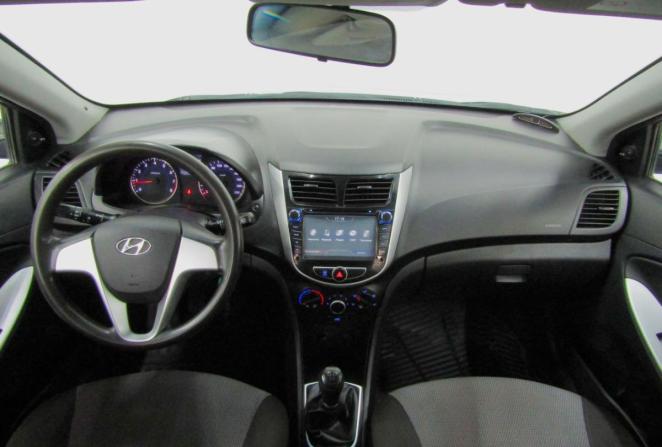 Hyundai Solaris I с пробегом 2013 года, цена 569 000 рублей, 237144 км, хэтчбек, Автокод Объявления