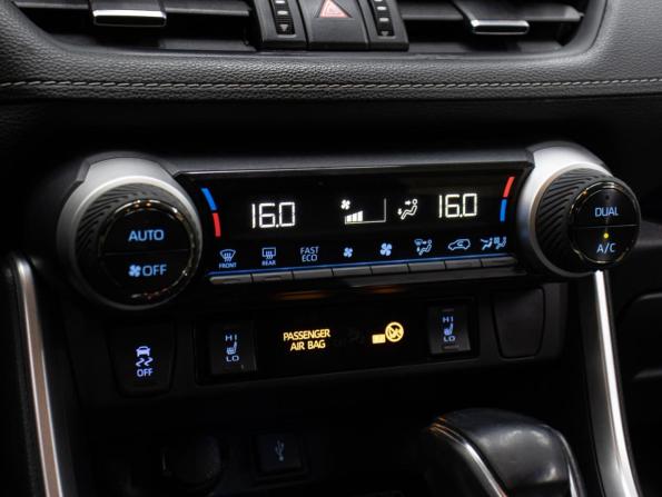 Toyota RAV4 V (XA50) с пробегом 2021 года, цена 3 449 000 рублей, 120650 км, внедорожник, Автокод Объявления