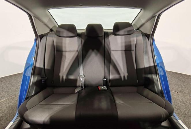 Hyundai Solaris II с пробегом 2018 года, цена 1 250 000 рублей, 123103 км, седан, Автокод Объявления