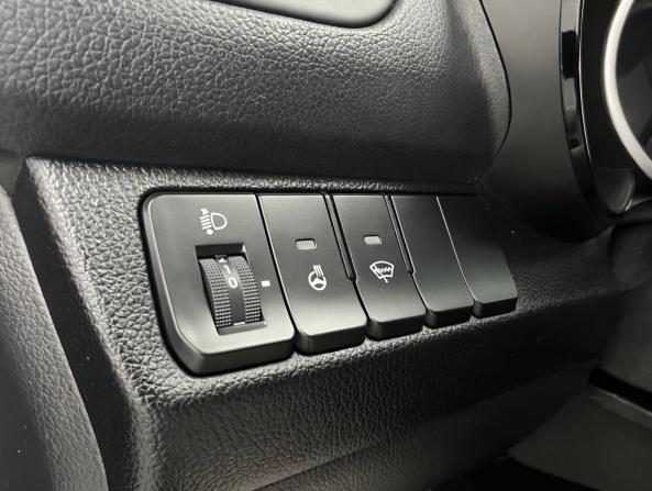 Kia Rio III Рестайлинг с пробегом 2015 года, цена 986 000 рублей, 124802 км, хэтчбек, Автокод Объявления