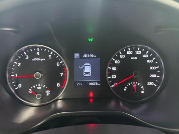 Kia Rio IV с пробегом 2018 года, цена 1 324 000 рублей, 176672 км, хэтчбек, Автокод Объявления