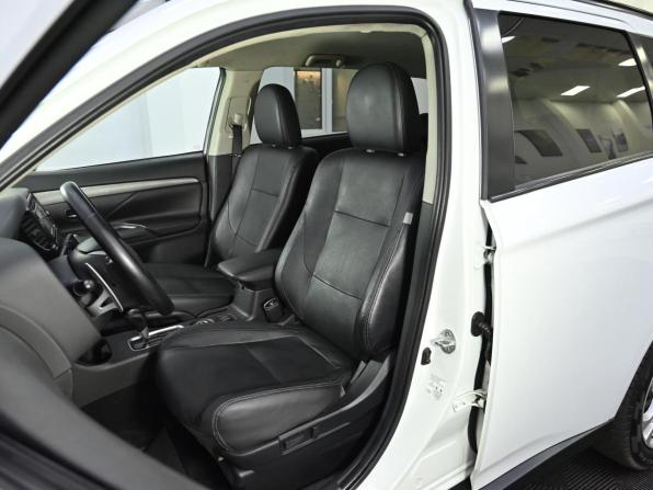 Mitsubishi Outlander III с пробегом 2014 года, цена 1 599 000 рублей, 142000 км, внедорожник, Автокод Объявления