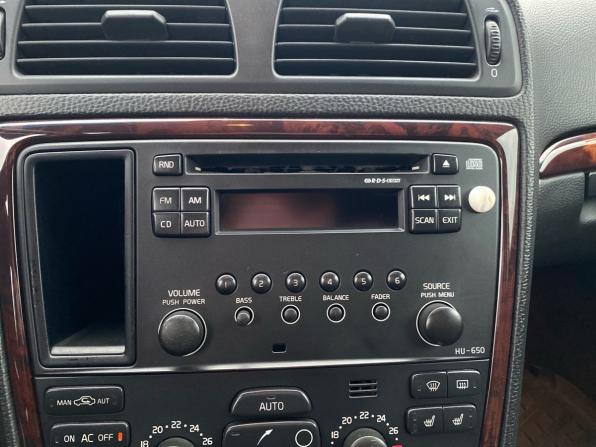 Volvo XC70 I Рестайлинг с пробегом 2006 года, цена 749 000 рублей, 336000 км, универсал, Автокод Объявления