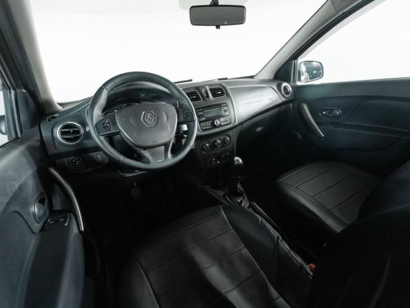 Renault Sandero II с пробегом 2016 года, цена 924 000 рублей, 74856 км, хэтчбек, Автокод Объявления