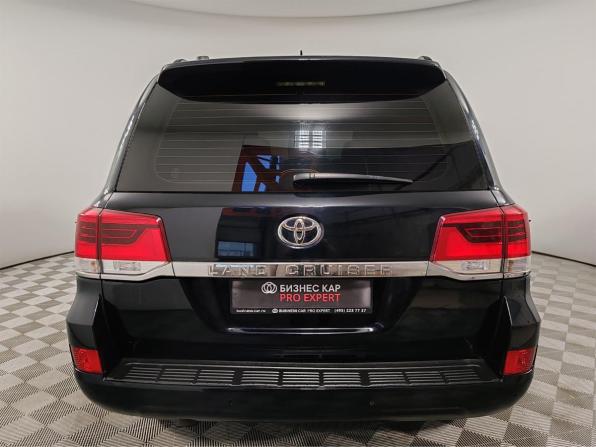 Toyota Land Cruiser 200 Series Рестайлинг 2 с пробегом 2015 года, цена 4 249 000 рублей, 382361 км, внедорожник, Автокод Объявления