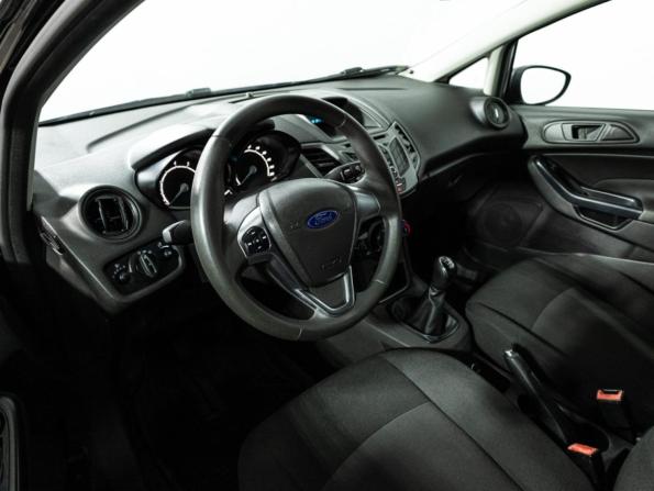 Ford Fiesta Mk6 Рестайлинг с пробегом 2015 года, цена 729 585 рублей, 197988 км, седан, Автокод Объявления