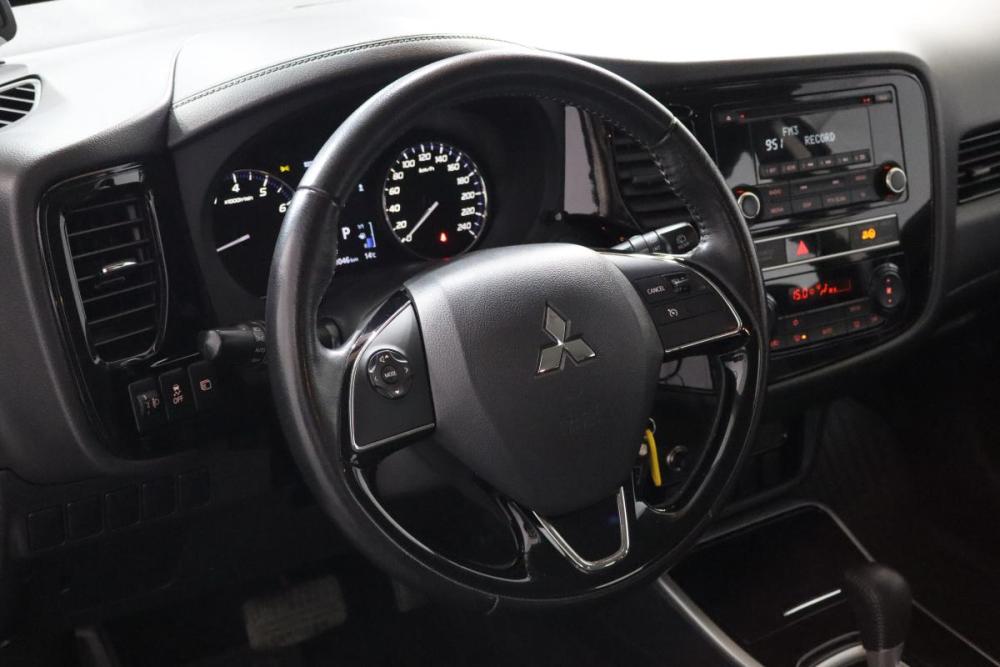 Mitsubishi Outlander III Рестайлинг 3 Санкт-Петербург  - изображение 9