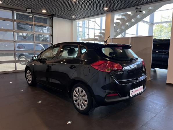 Kia Ceed II с пробегом 2014 года, цена 1 050 000 рублей, 138873 км, хэтчбек, Автокод Объявления