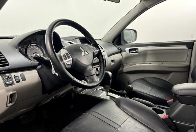 Mitsubishi Pajero Sport II с пробегом 2013 года, цена 1 700 000 рублей, 118511 км, внедорожник, Автокод Объявления