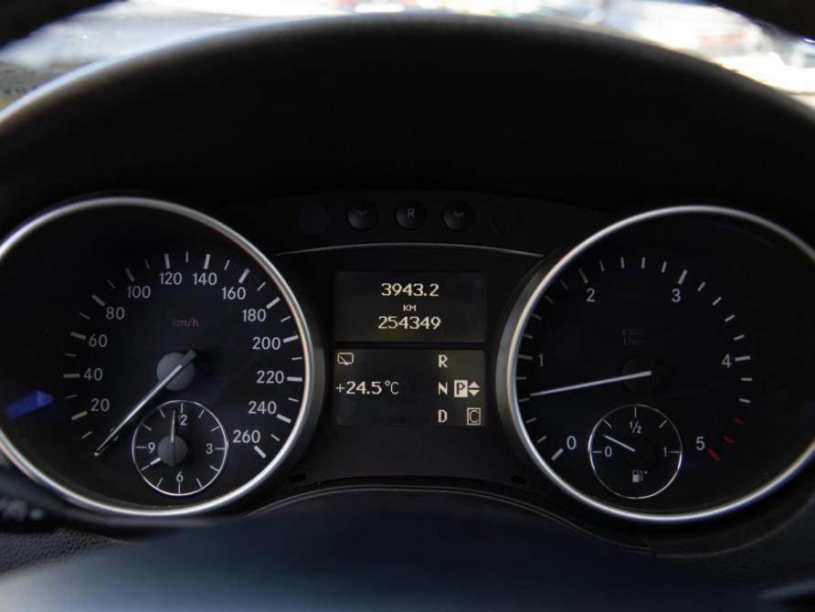 Mercedes-Benz M-Класс II (W164) Рестайлинг Москва  - изображение 9