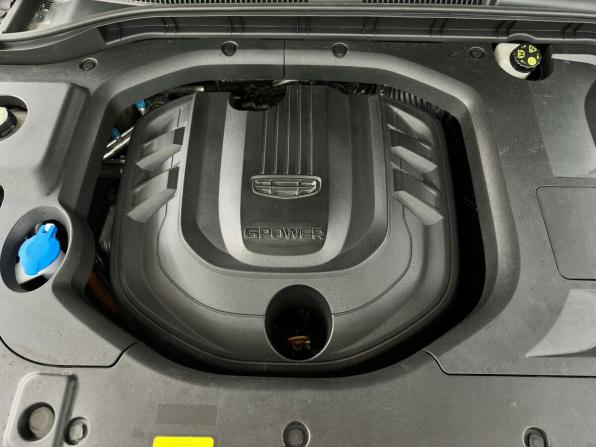 Geely Atlas Pro с пробегом 2024 года, цена 2 260 000 рублей, 33304 км, внедорожник, Автокод Объявления