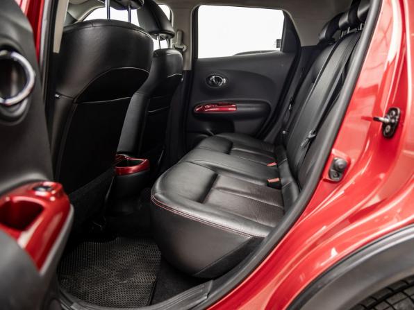 Nissan Juke I с пробегом 2012 года, цена 998 000 рублей, 181152 км, внедорожник, Автокод Объявления