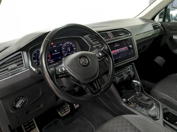 Volkswagen Tiguan II с пробегом 2018 года, цена 2 450 000 рублей, 110340 км, внедорожник, Автокод Объявления