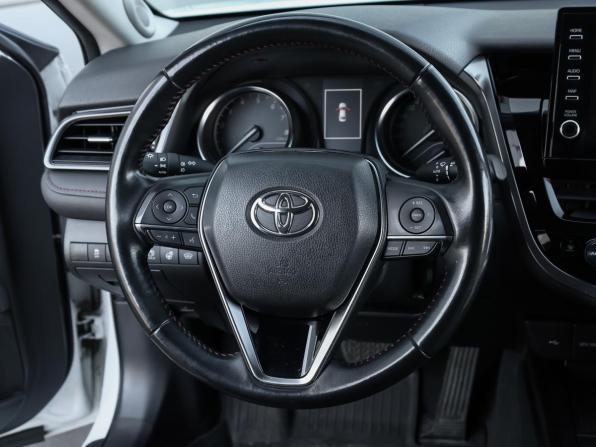 Toyota Camry VIII (XV70) Рестайлинг с пробегом 2021 года, цена 3 149 000 рублей, 88821 км, седан, Автокод Объявления