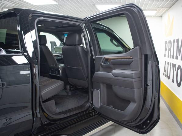 Chevrolet Silverado IV (T1XX) Рестайлинг с пробегом 2023 года, цена 9 499 000 рублей, 10195 км, offers.body_type.unknown, Автокод Объявления
