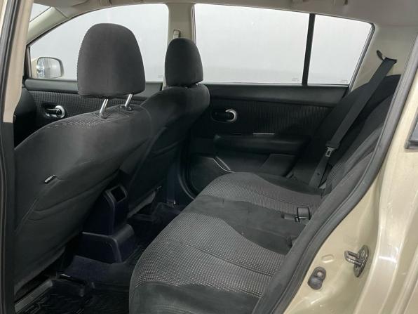 Nissan Tiida I Рестайлинг с пробегом 2013 года, цена 890 000 рублей, 90126 км, хэтчбек, Автокод Объявления