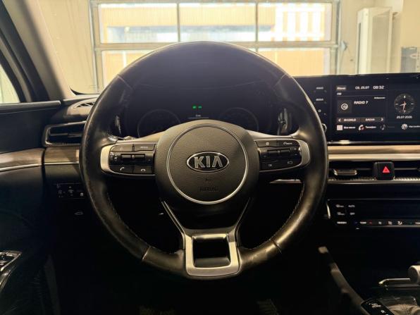 Kia K5 III с пробегом 2021 года, цена 1 480 000 рублей, 306948 км, седан, Автокод Объявления