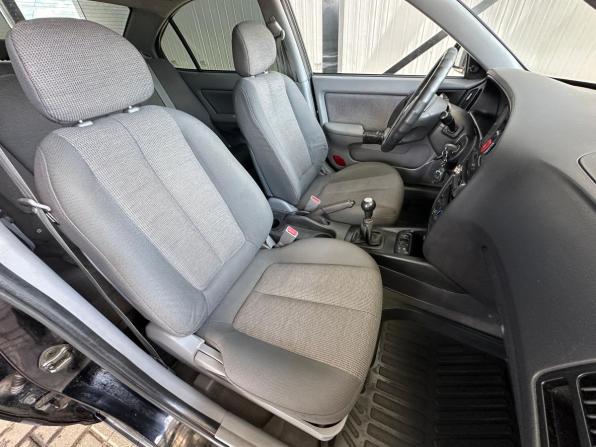 Hyundai Elantra III (XD2) Рестайлинг с пробегом 2006 года, цена 414 000 рублей, 134900 км, седан, Автокод Объявления