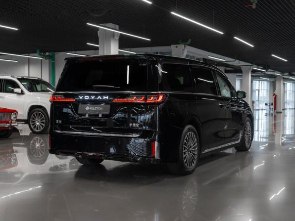Voyah Dream I Рестайлинг с пробегом 2026 года, цена 8 950 000 рублей, 17 км, минивэн, Автокод Объявления