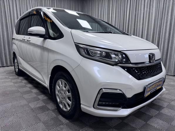 Honda Freed II Рестайлинг с пробегом 2020 года, цена 1 850 000 рублей, 54597 км, компактвэн, Автокод Объявления