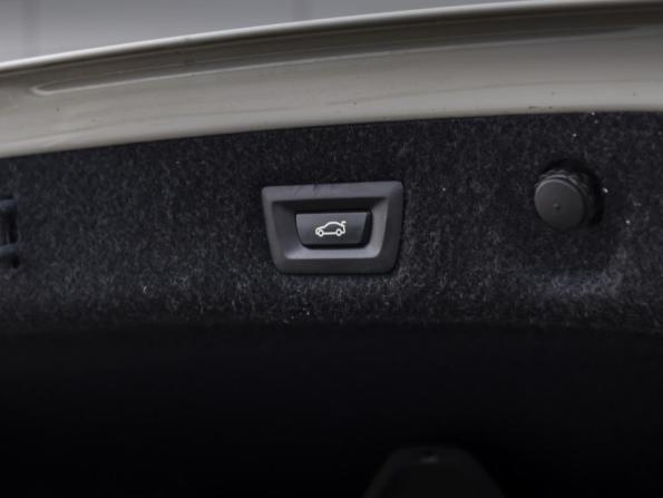 BMW 5 серии VII (G30/G31/G38) с пробегом 2018 года, цена 3 079 000 рублей, 131911 км, седан, Автокод Объявления