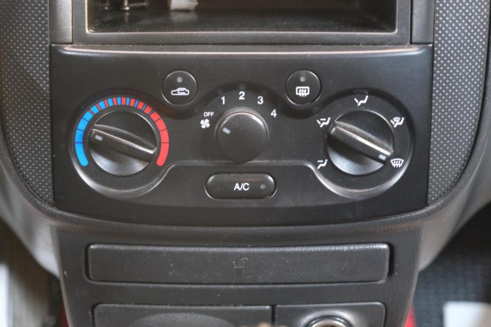 Chevrolet Aveo I Омск  - изображение 14