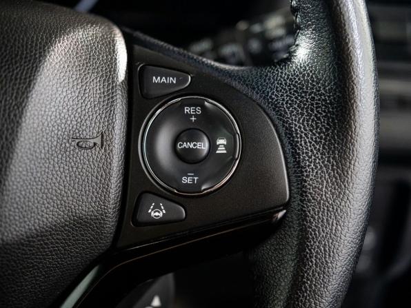 Honda Vezel I Рестайлинг с пробегом 2018 года, цена 1 900 000 рублей, 70634 км, внедорожник, Автокод Объявления