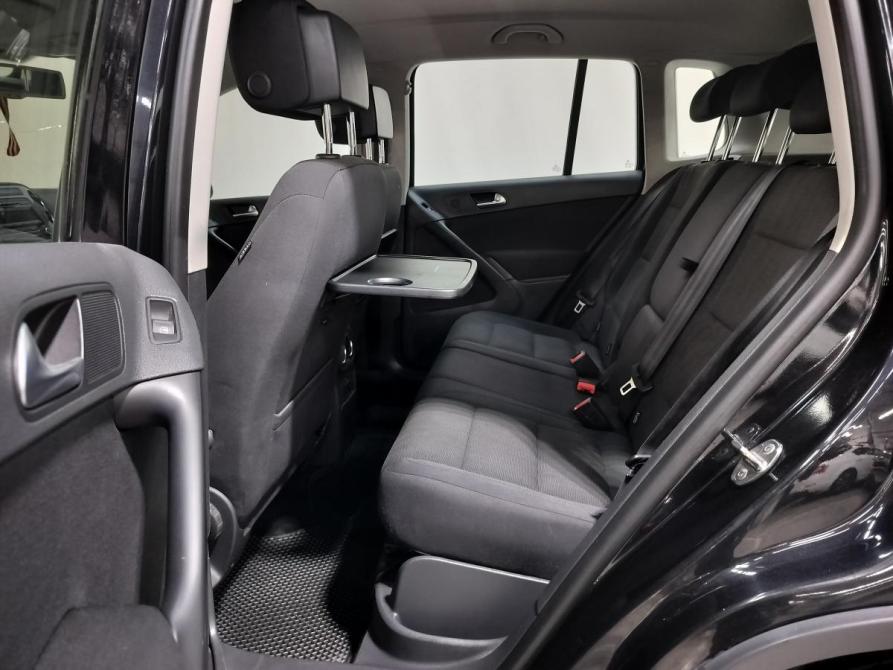 Volkswagen Tiguan I Рестайлинг Санкт-Петербург  - изображение 17