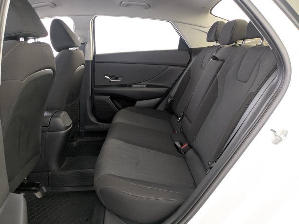Hyundai Elantra VII (CN7) с пробегом 2022 года, цена 1 970 000 рублей, 42343 км, седан, Автокод Объявления