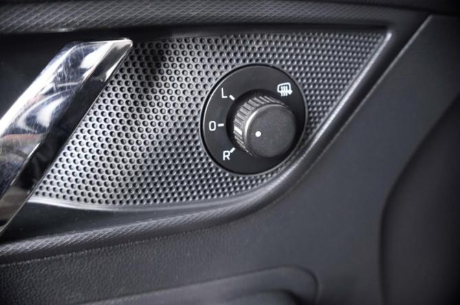 Skoda Rapid I с пробегом 2014 года, цена 999 000 рублей, 244158 км, лифтбек, Автокод Объявления