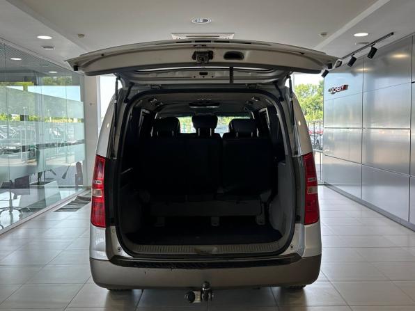 Hyundai H-1 II с пробегом 2008 года, цена 1 215 000 рублей, 244696 км, минивэн, Автокод Объявления