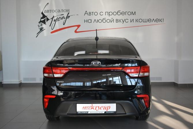 Kia Rio IV с пробегом 2017 года, цена 999 000 рублей, 222000 км, седан, Автокод Объявления