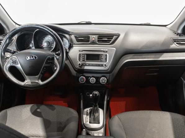 Kia Rio III Рестайлинг с пробегом 2017 года, цена 1 120 000 рублей, 126100 км, хэтчбек, Автокод Объявления