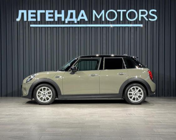 Mini Hatch III (F55/F56) Рестайлинг с пробегом 2020 года, цена 2 450 000 рублей, 28450 км, хэтчбек, Автокод Объявления