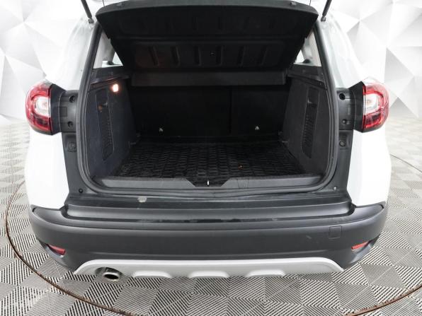 Renault Kaptur I Рестайлинг с пробегом 2022 года, цена 1 733 000 рублей, 142000 км, внедорожник, Автокод Объявления