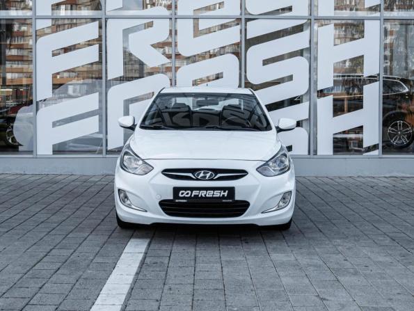 Hyundai Solaris I с пробегом 2014 года, цена 1 060 000 рублей, 171130 км, седан, Автокод Объявления
