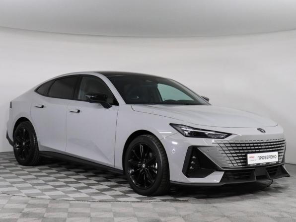 Changan UNI-V I с пробегом 2024 года, цена 2 477 000 рублей, 22850 км, лифтбек, Автокод Объявления