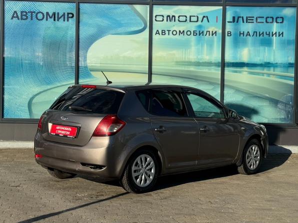 Kia Ceed I Рестайлинг с пробегом 2011 года, цена 420 000 рублей, 239331 км, хэтчбек, Автокод Объявления